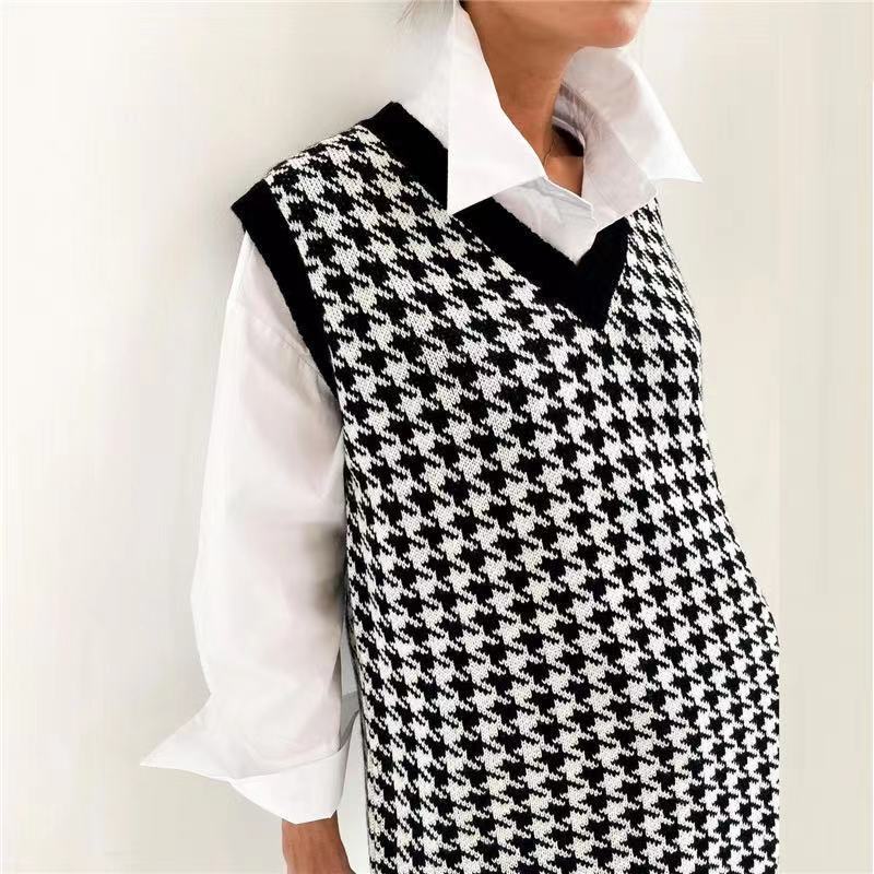 Hearth Relaxed Mid-Length V-Neck Sweater