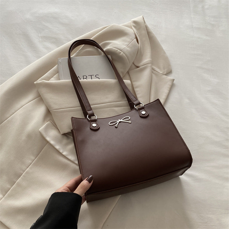 Carry Bexley Tote Bag