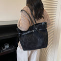 Carry Bexley Retro Tote Bag
