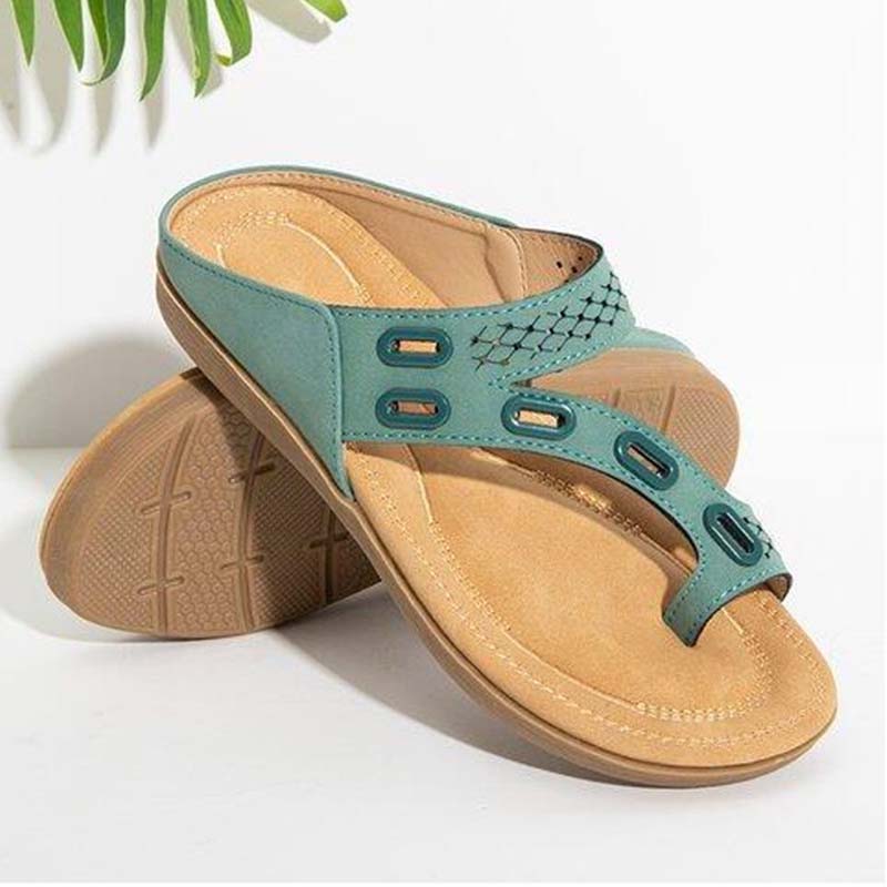 Stride Retro Sandals