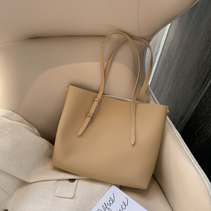 Carry Arden Tote Bag