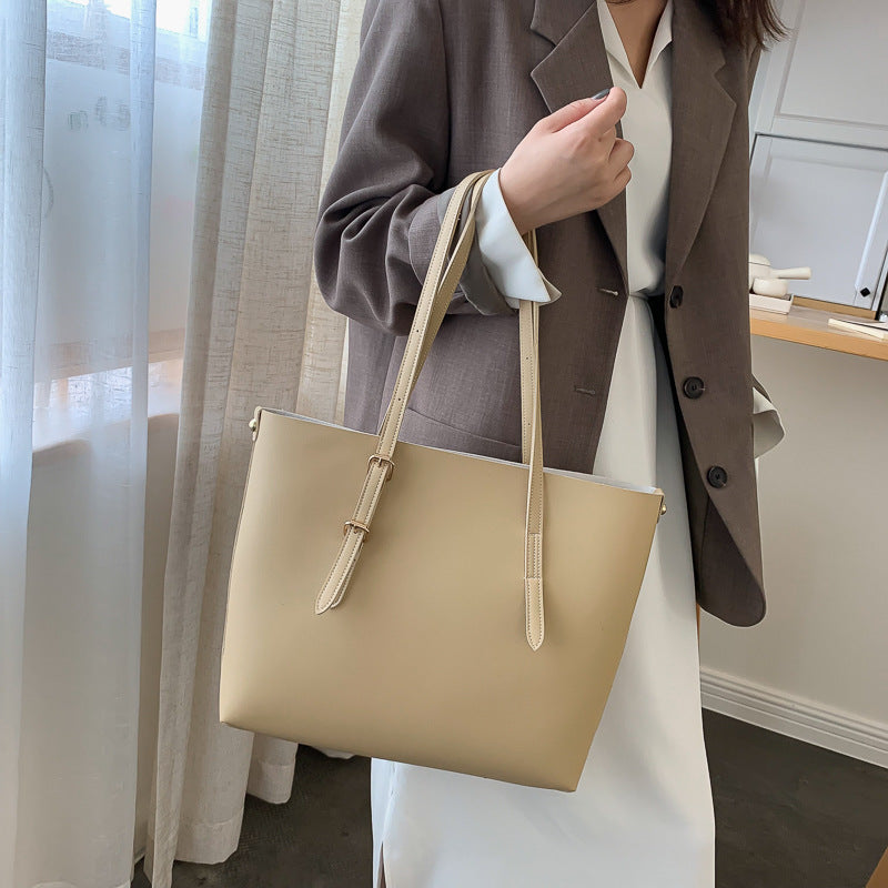 Carry Arden Tote Bag