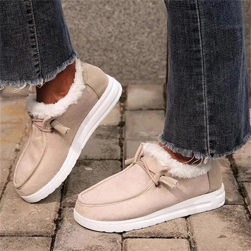 Stride Dorset Plush Ankle Snow Boots