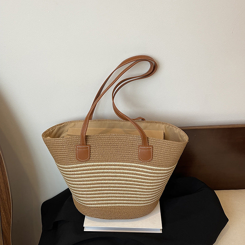 Carry Calder Sling Bag