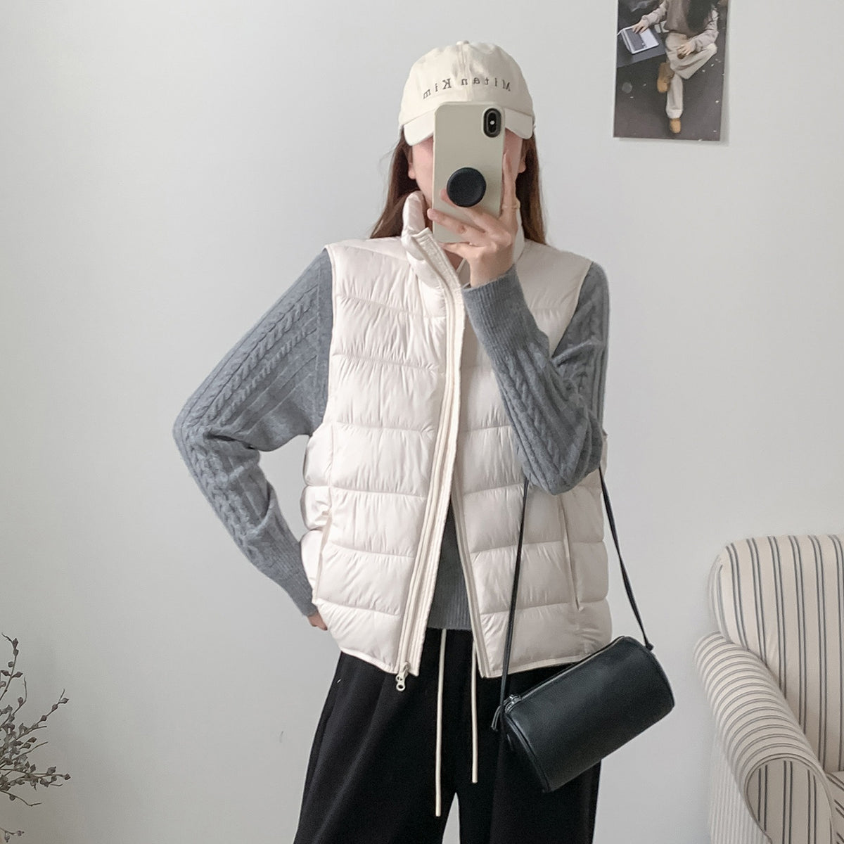 Cove Stand-Collar Puffer Vest in Off-White