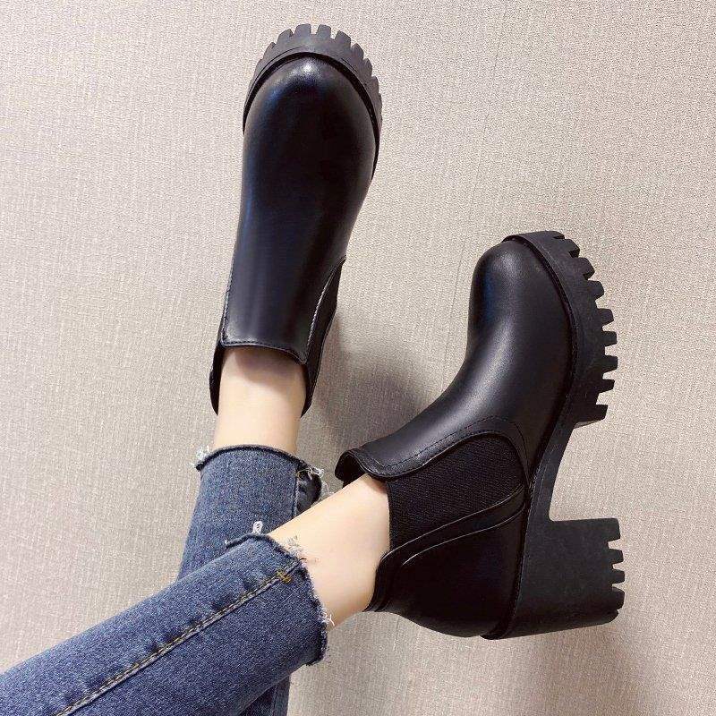 Stride Calder Chunky Ankle Boots