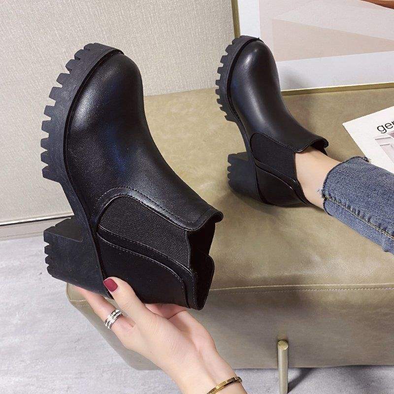 Stride Calder Chunky Ankle Boots
