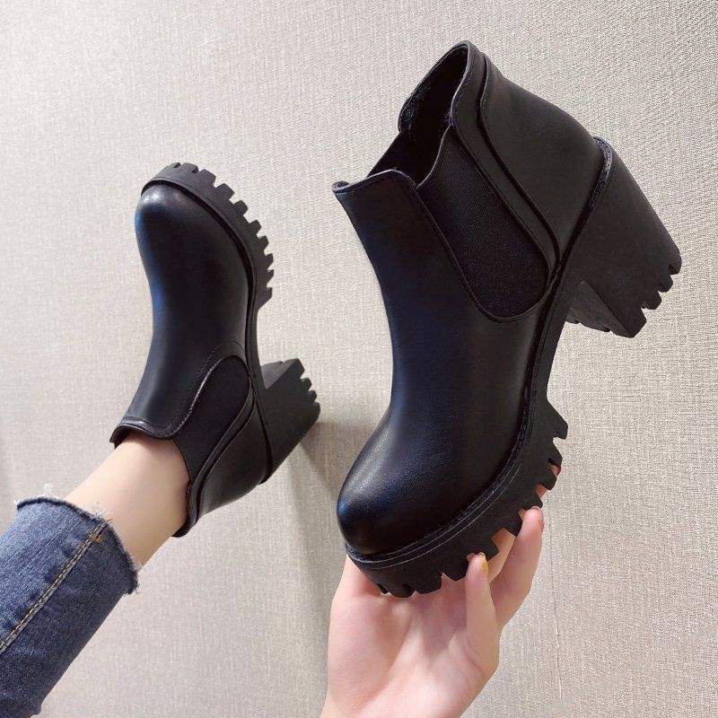 Stride Calder Chunky Ankle Boots