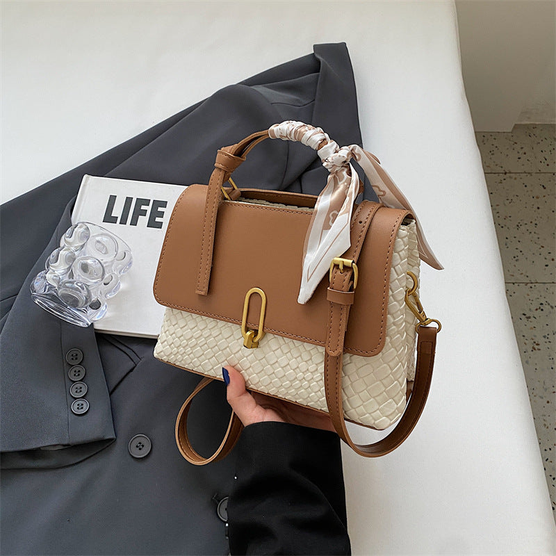 Carry Harlow Tote Bag