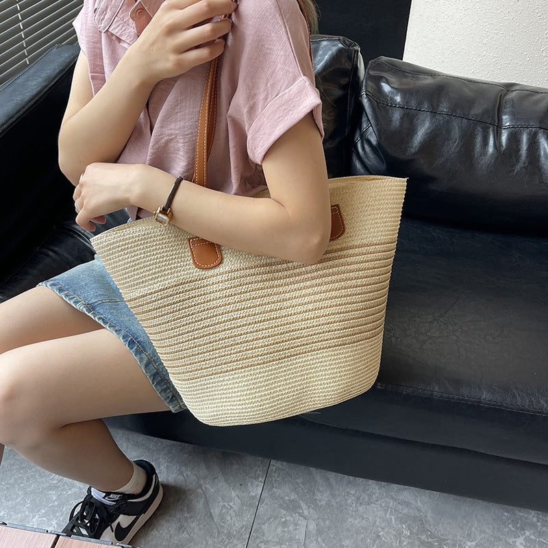 Carry Calder Sling Bag