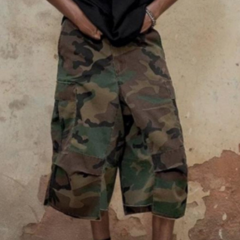 Rover Men's Camo Shorts