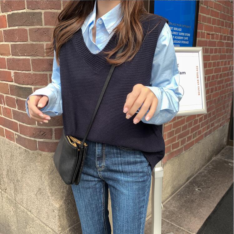 Hearth Relaxed V-Neck Solid Sweater Vest