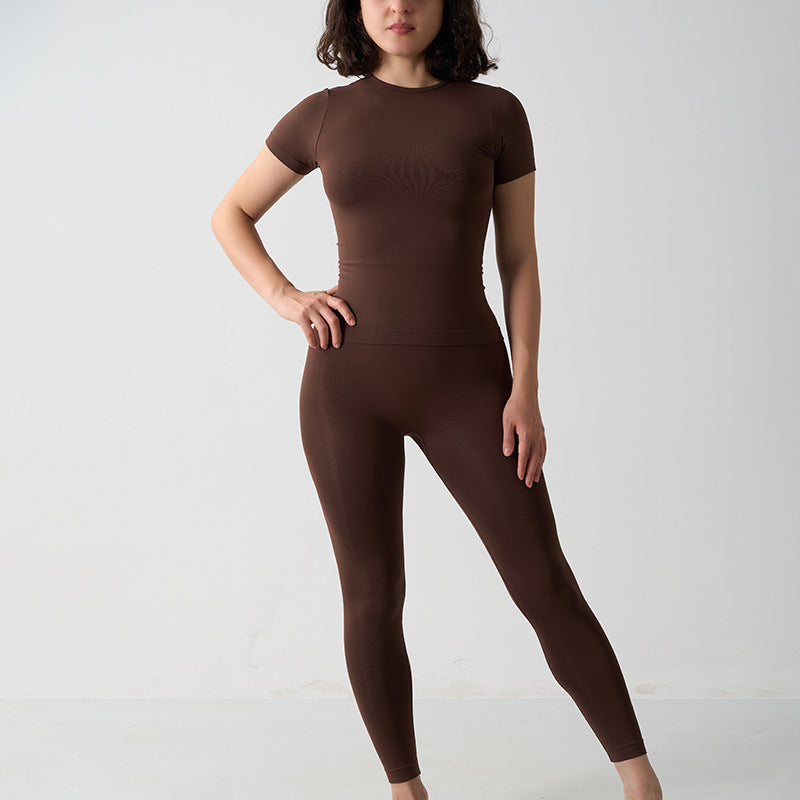 SculptForm Seamless Tee & Leggings Set in Coffee