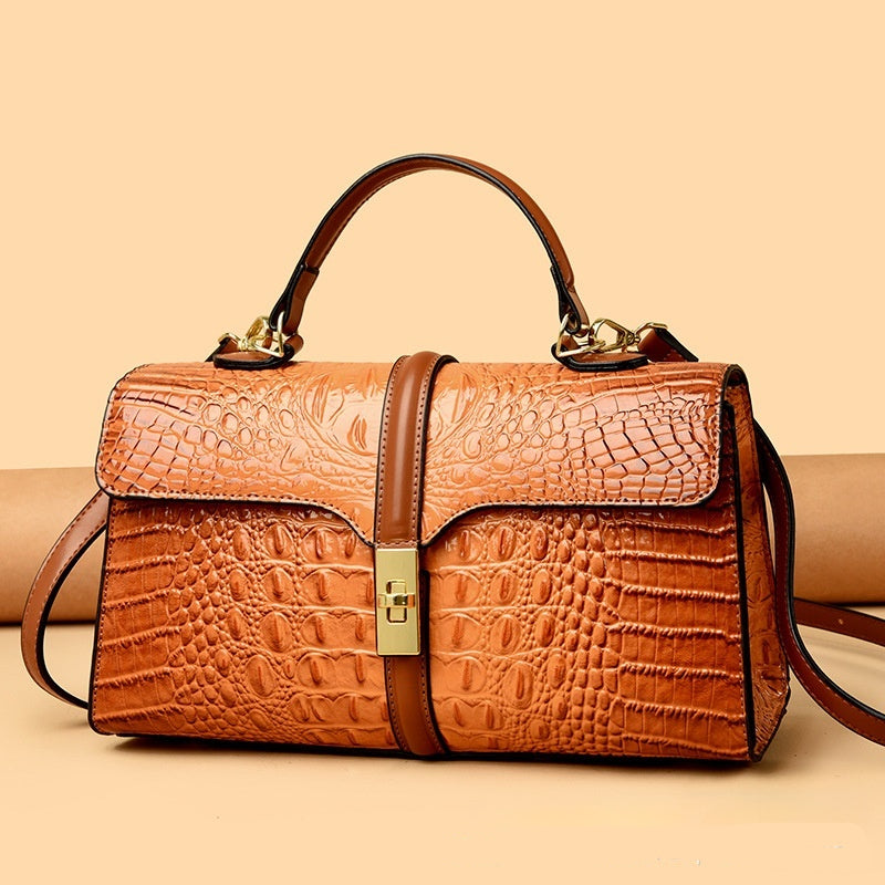 Carry Larkin Crossbody Bag
