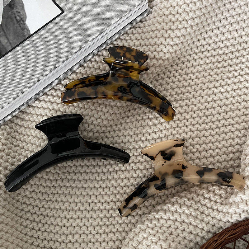 Ember Bexley Retro Claw Clip