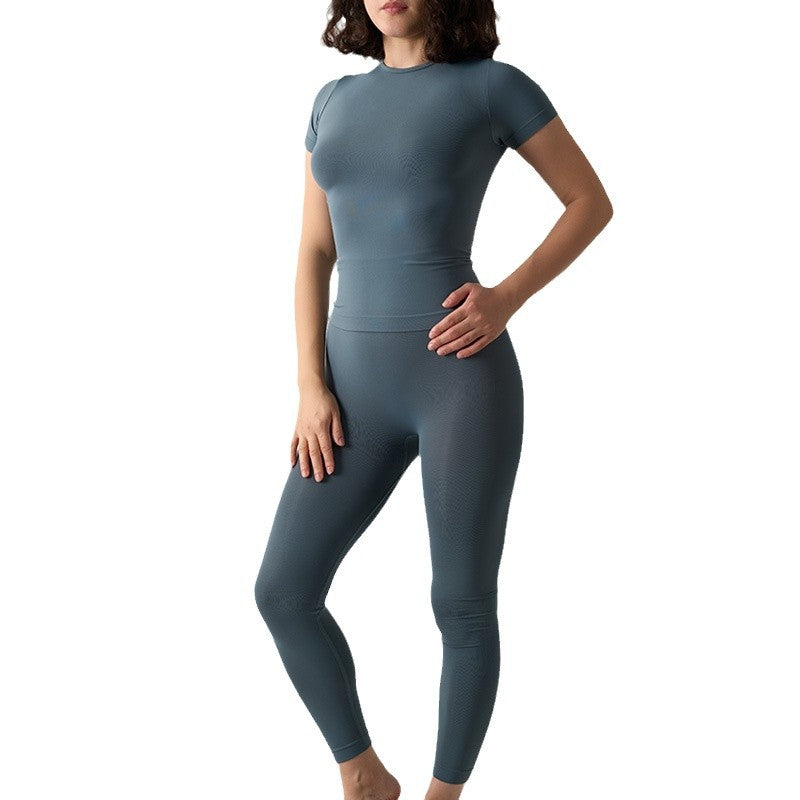 SculptForm Seamless Tee & Leggings Set