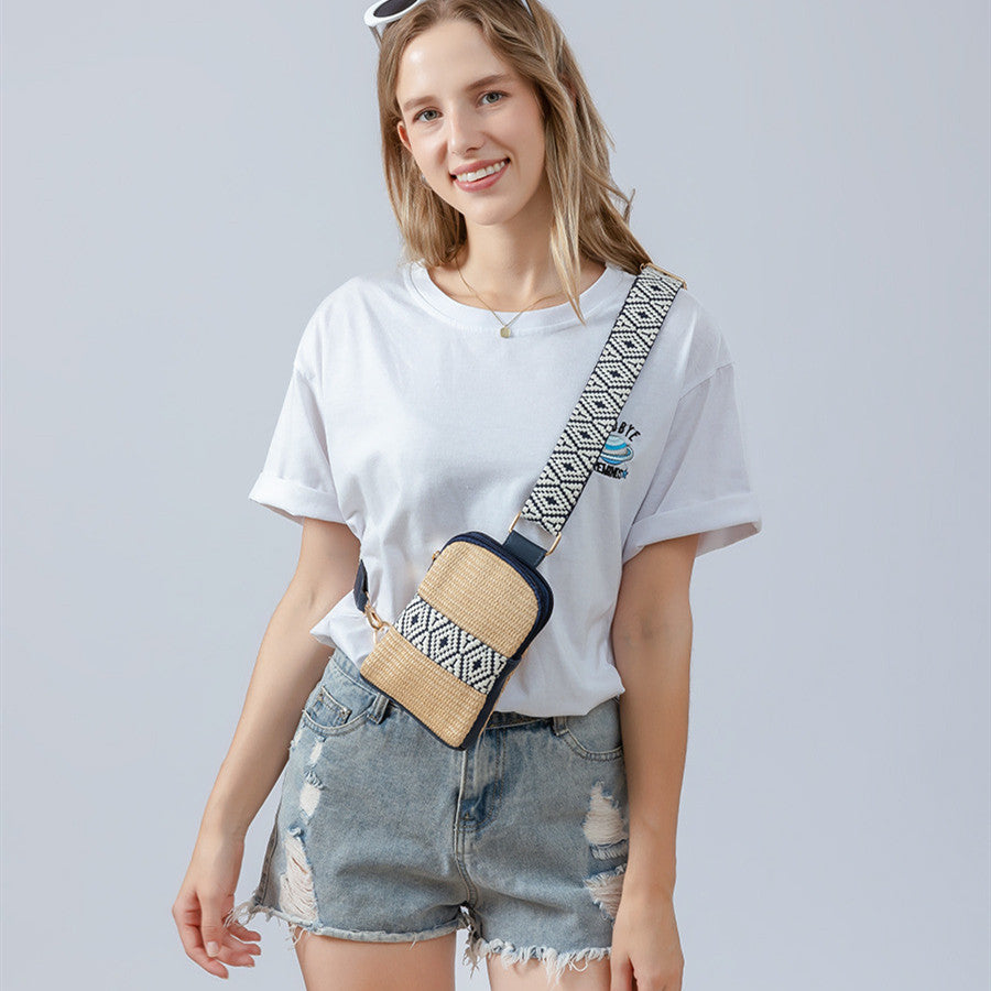 Carry Isla Crossbody Bag