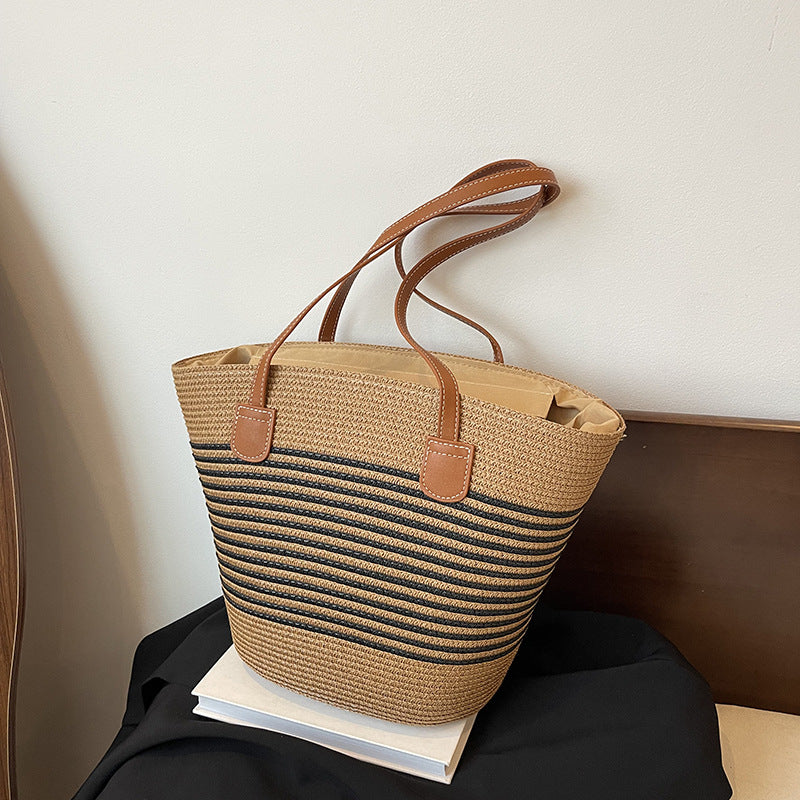 Carry Calder Sling Bag