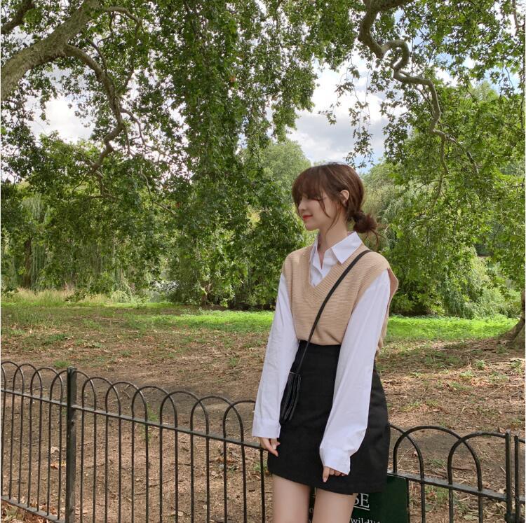 Hearth Relaxed V-Neck Solid Sweater Vest