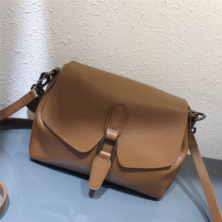 Carry Calder Crossbody Bag