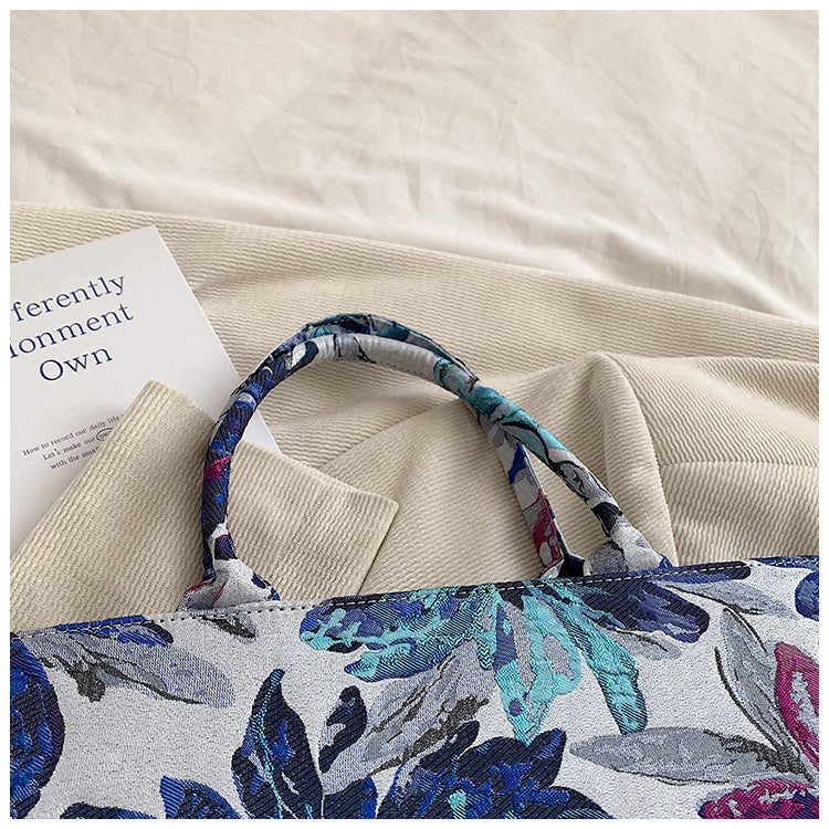 Carry Fenwick Crossbody Bag