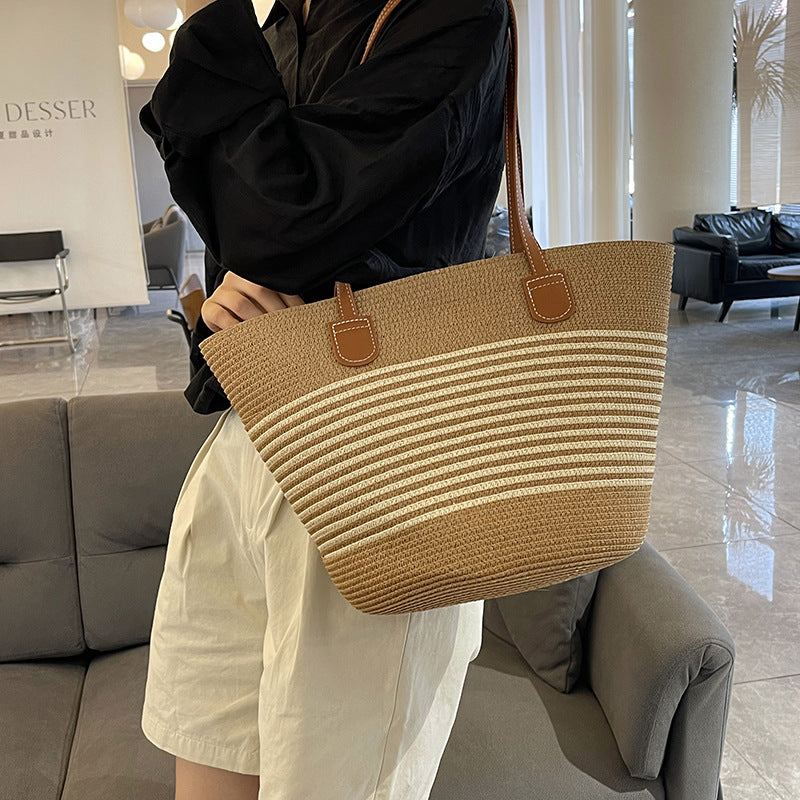 Carry Calder Sling Bag