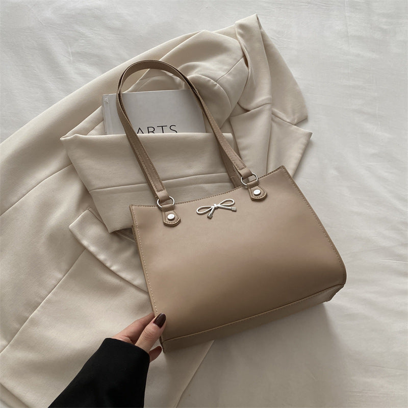 Carry Bexley Tote Bag