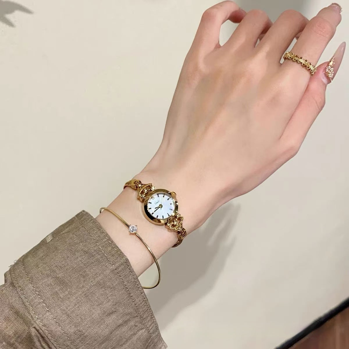 Tempo Elan Minimalist Watch