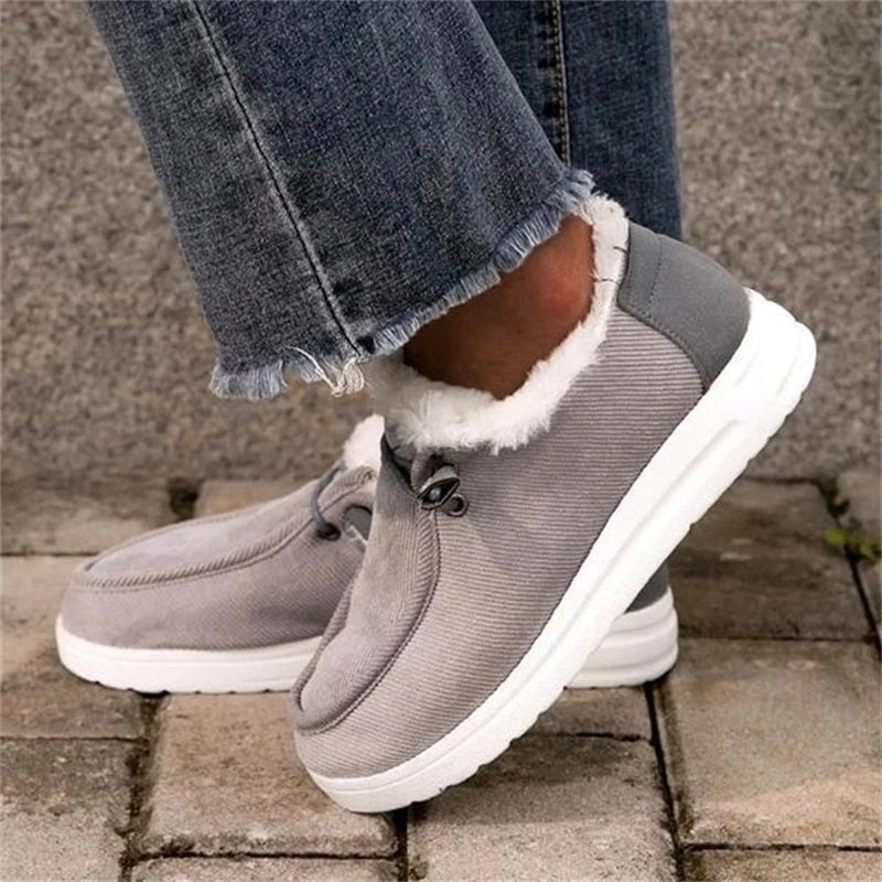 Stride Dorset Plush Ankle Snow Boots