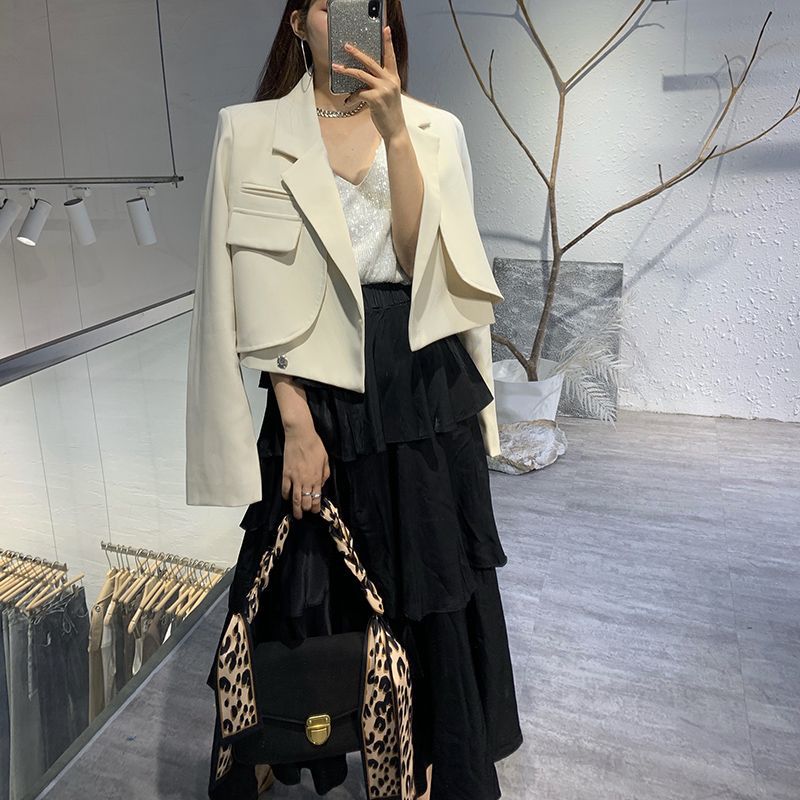 Aurelia Arden Short Blazer