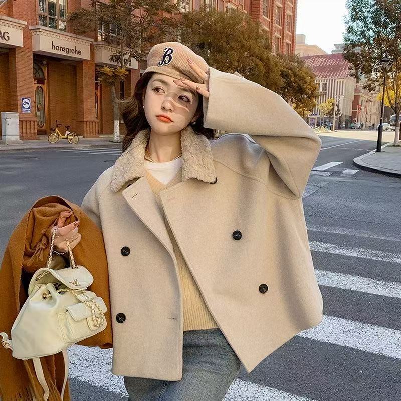 Lumen Short Wool Coat