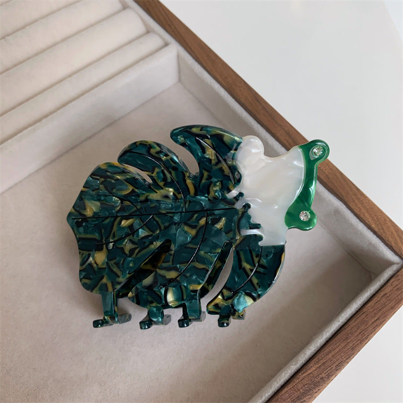Ember Arden Claw Clip