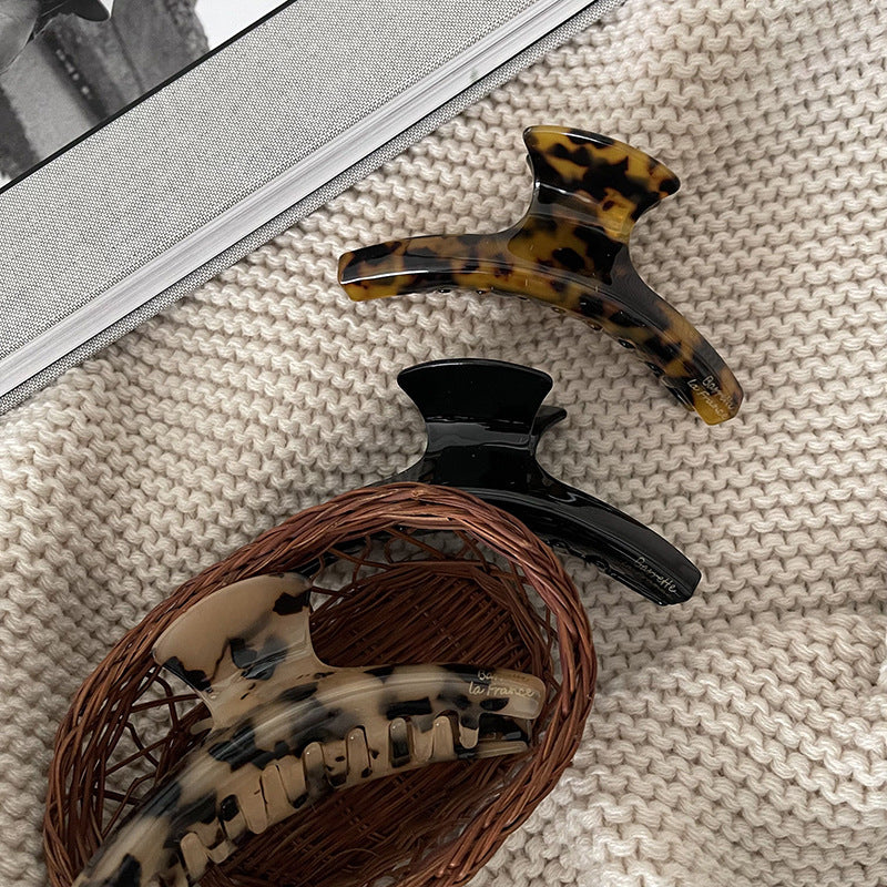 Ember Bexley Retro Claw Clip